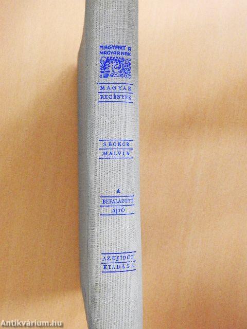 A befalazott ajtó