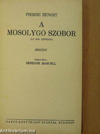 A mosolygó szobor