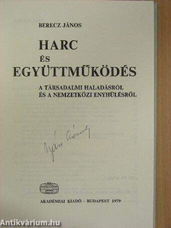 Harc és együttműködés