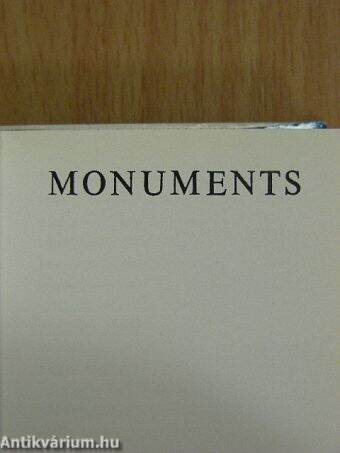 Monuments (minikönyv)