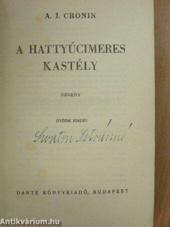 A hattyúcimeres kastély