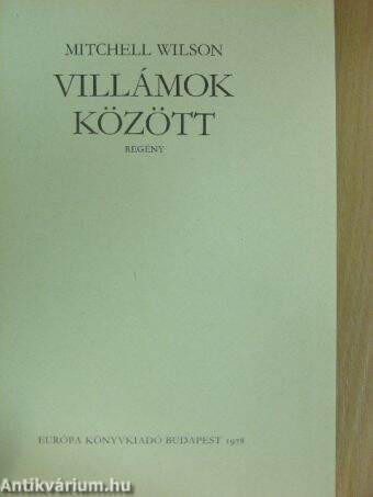 Villámok között