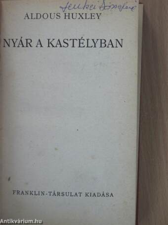 Nyár a kastélyban