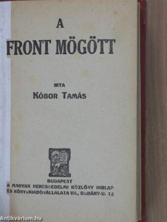 A front mögött