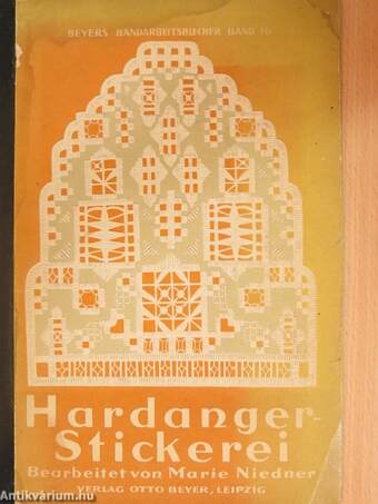 Hardanger Stickerei (gótbetűs)